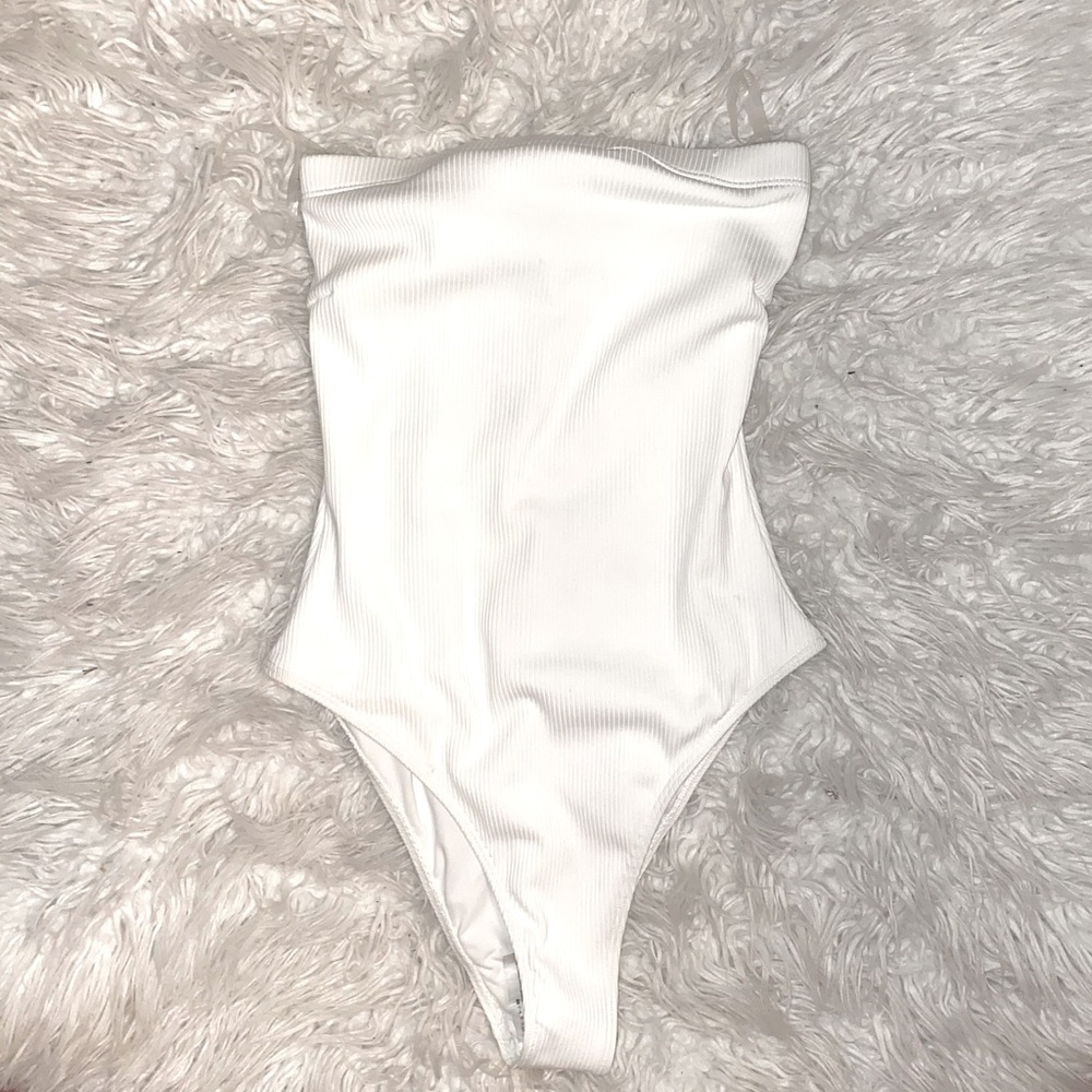 One piece swimsuit